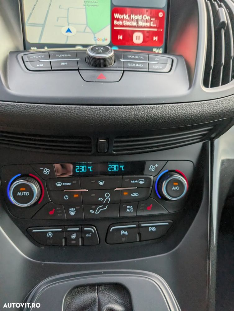 Ford Kuga 2.0 TDCi 4WD Powershift ST-Line - 15