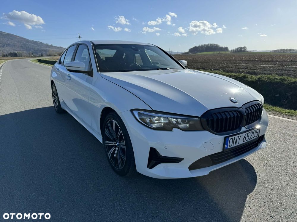 BMW Seria 3 318d Sport Line Shadow - 10