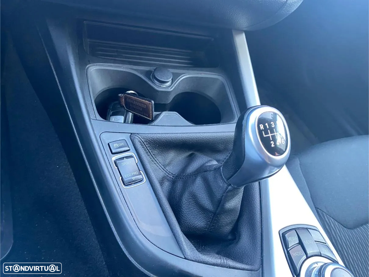 BMW 116 d EfficientDynamics - 28