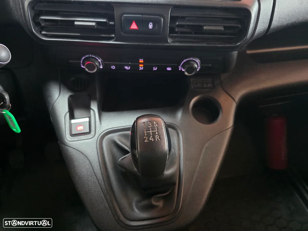 Peugeot Partner - 24