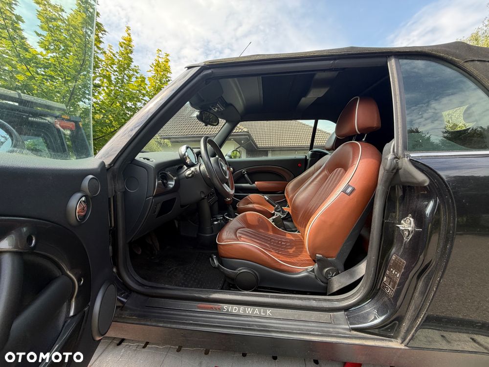 MINI Cooper Sidewalk - 4