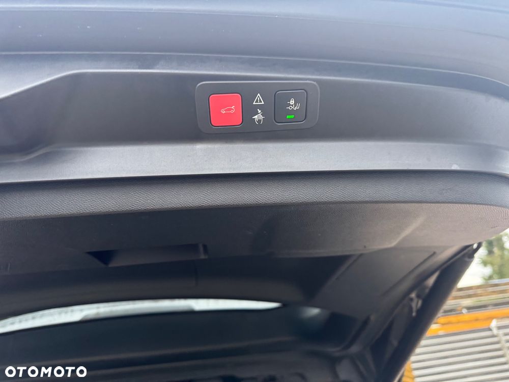 Peugeot 5008 BlueHDi 130 EAT8 Allure - 5