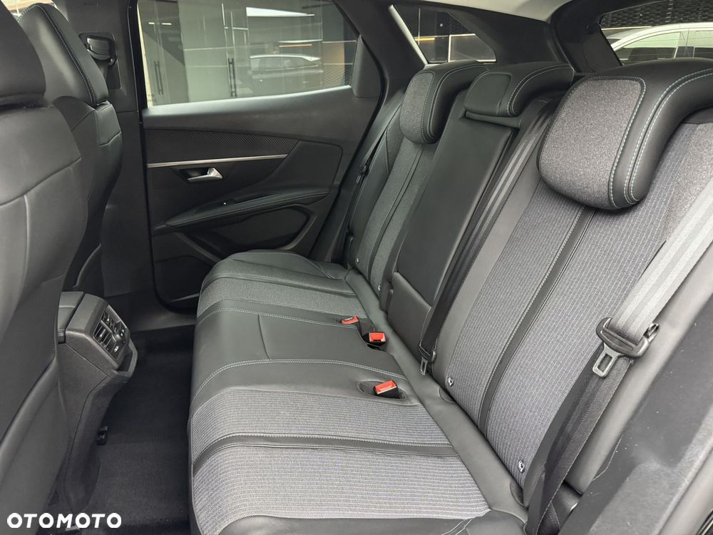 Peugeot 3008 1.6 PureTech Hybrid PHEV Allure S&S EAT8 - 15
