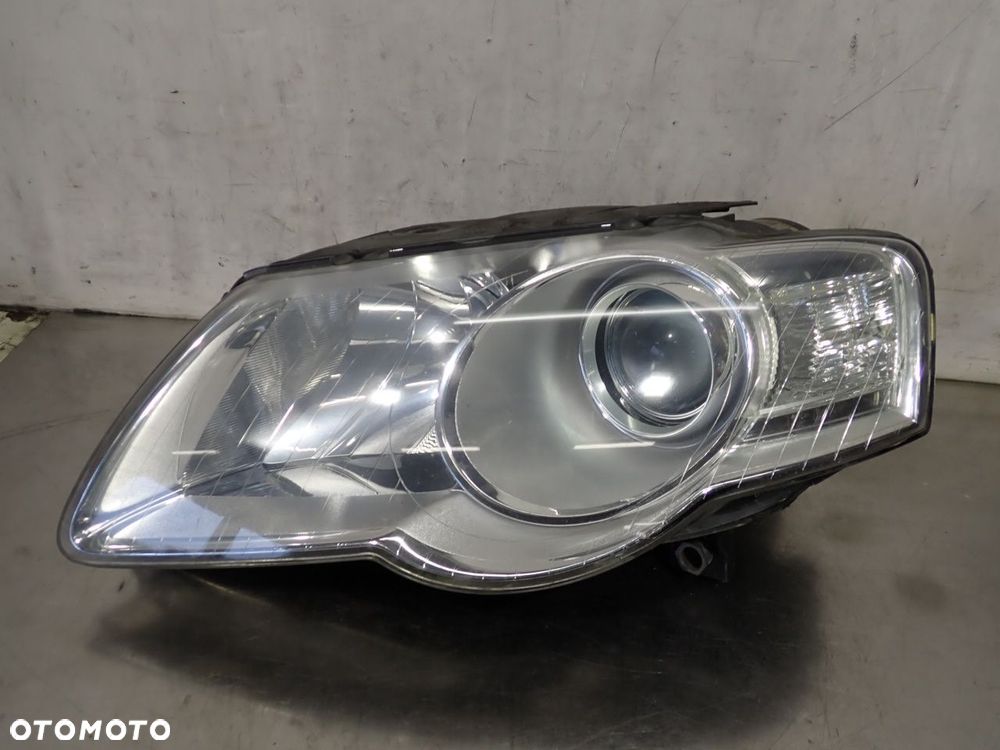 LAMPA LEWA PRZEDNIA VOLKSWAGEN PASSAT B6 - 2