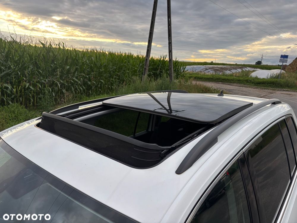 Volkswagen Touran 2.0 TDI BMT Highline DSG - 8