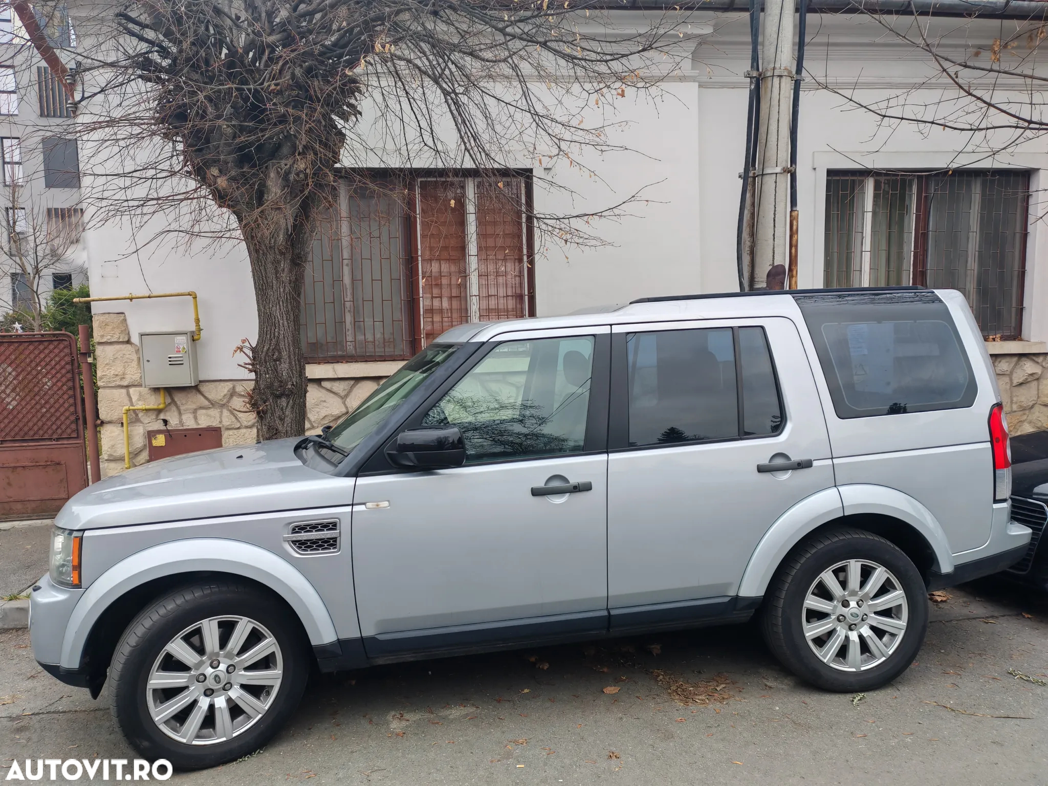 Land Rover Discovery - 5