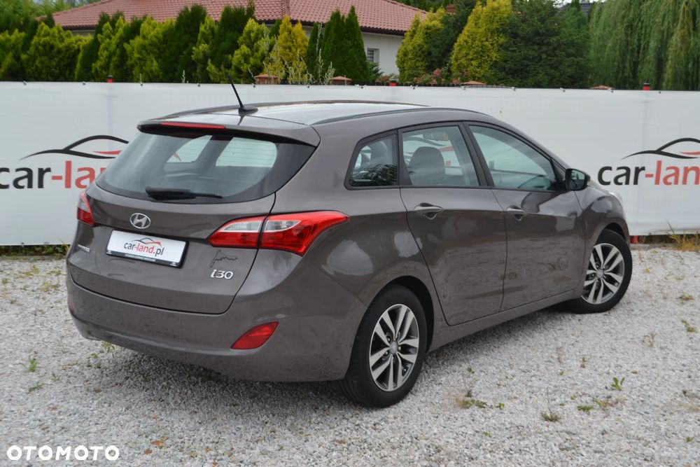 Hyundai i30 - 15