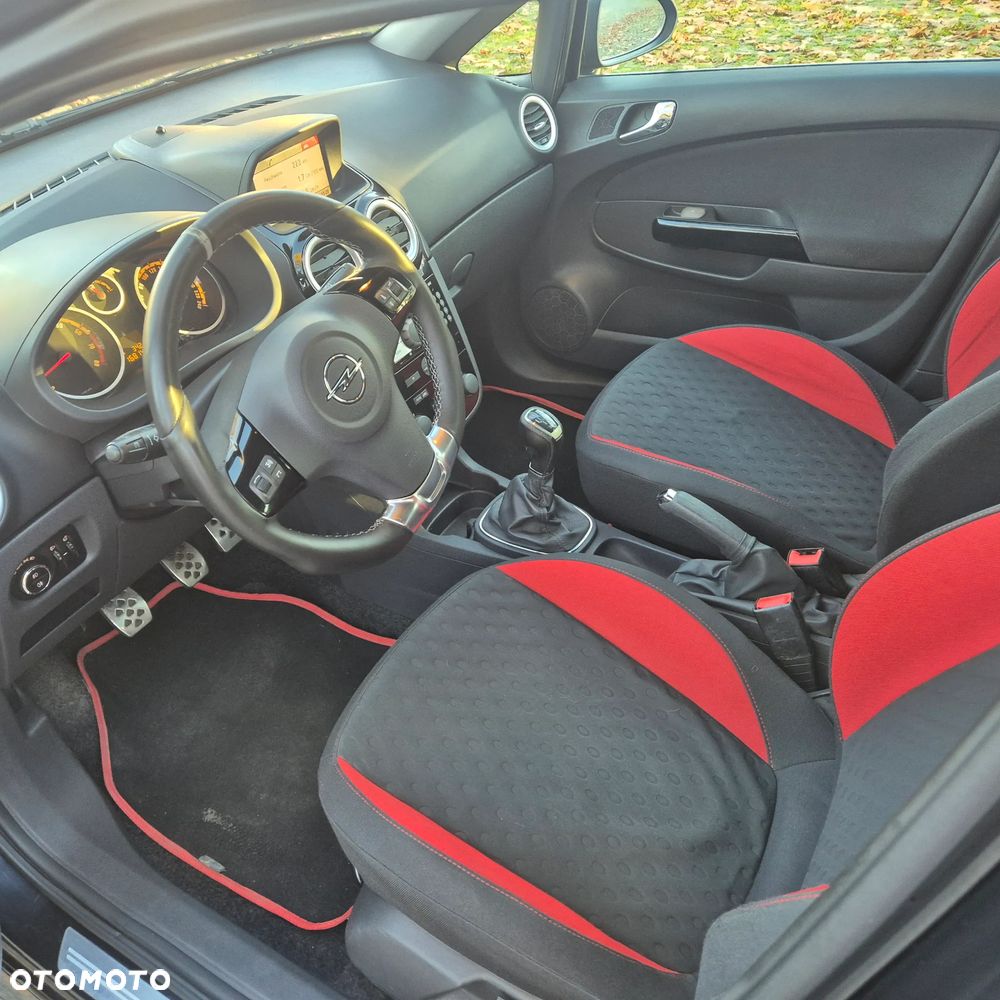 Opel Corsa 1.6 Turbo GSi - 9