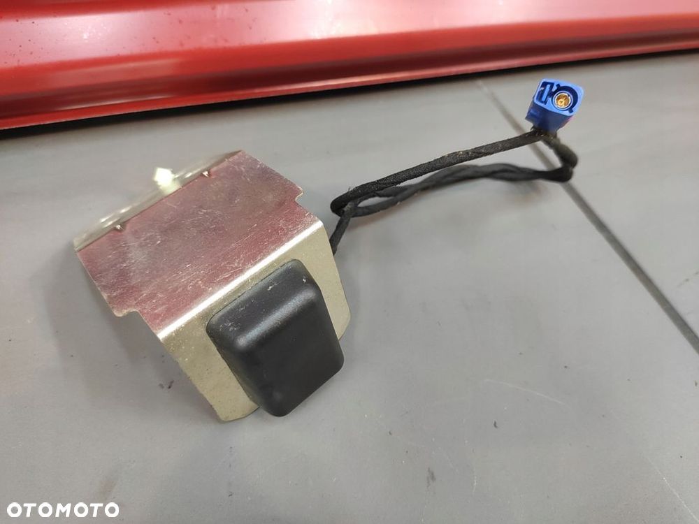 JEEP CHEROKEE LIBERTY KK 07-12r ANTENA GPS ORYGINAŁ - 1