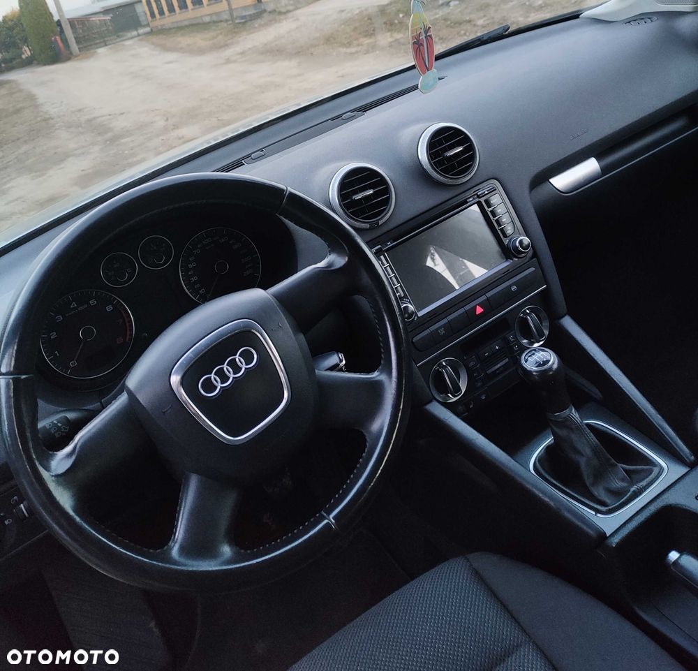 Audi A3 Sportback - 4