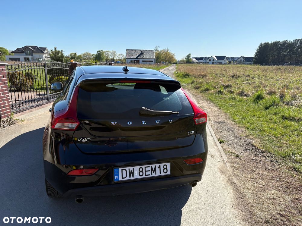Volvo V40 D3 Geartronic Kinetic - 3
