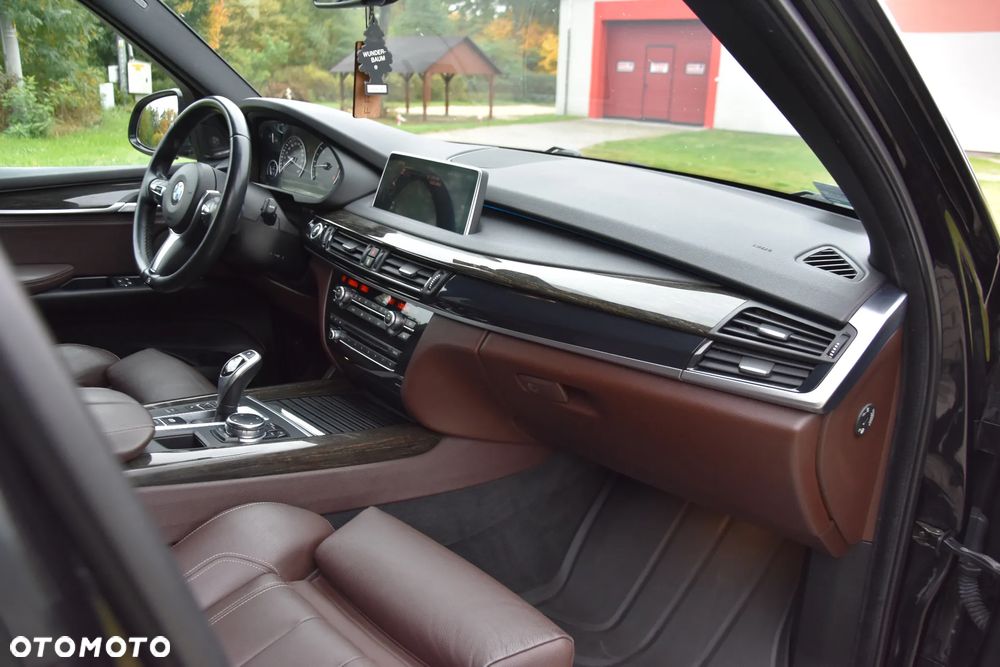 BMW X5 xDrive30d - 22