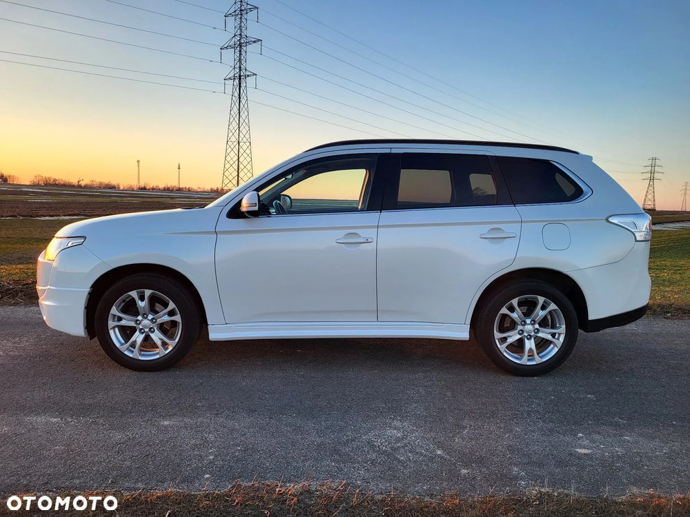 Mitsubishi Outlander 2.0 2WD - 3