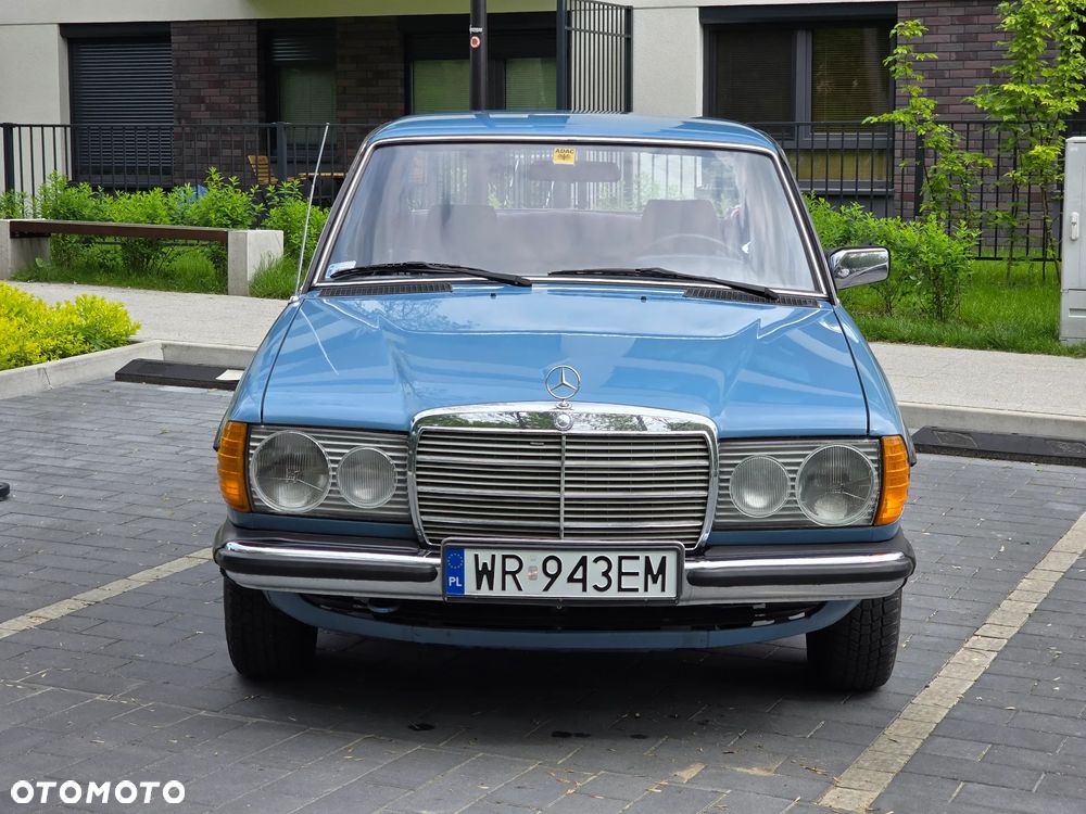 Mercedes-Benz W123 - 3