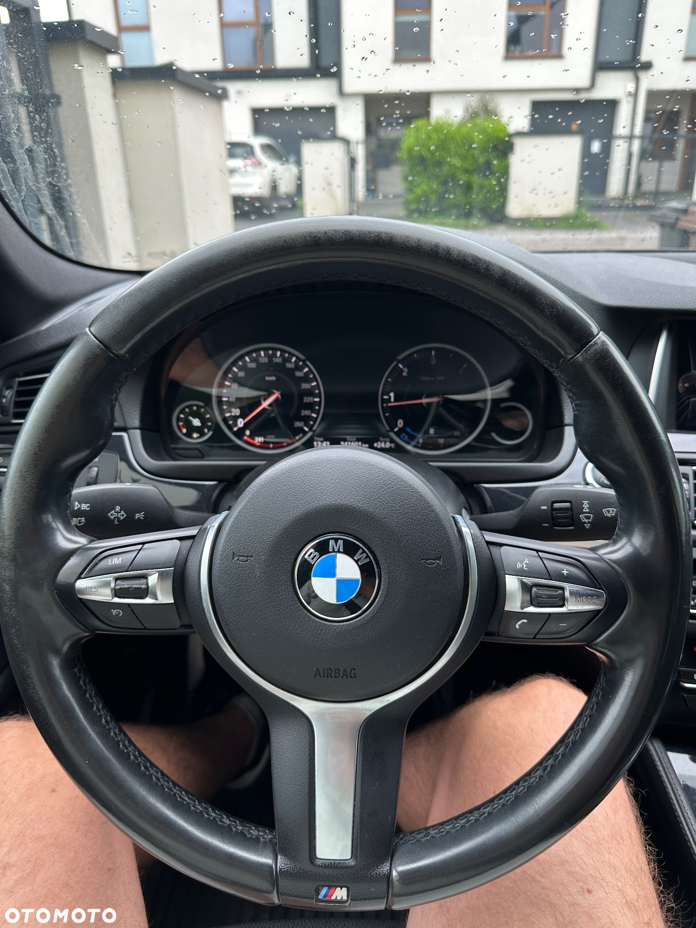 BMW Seria 5 520d xDrive Luxury Line - 7