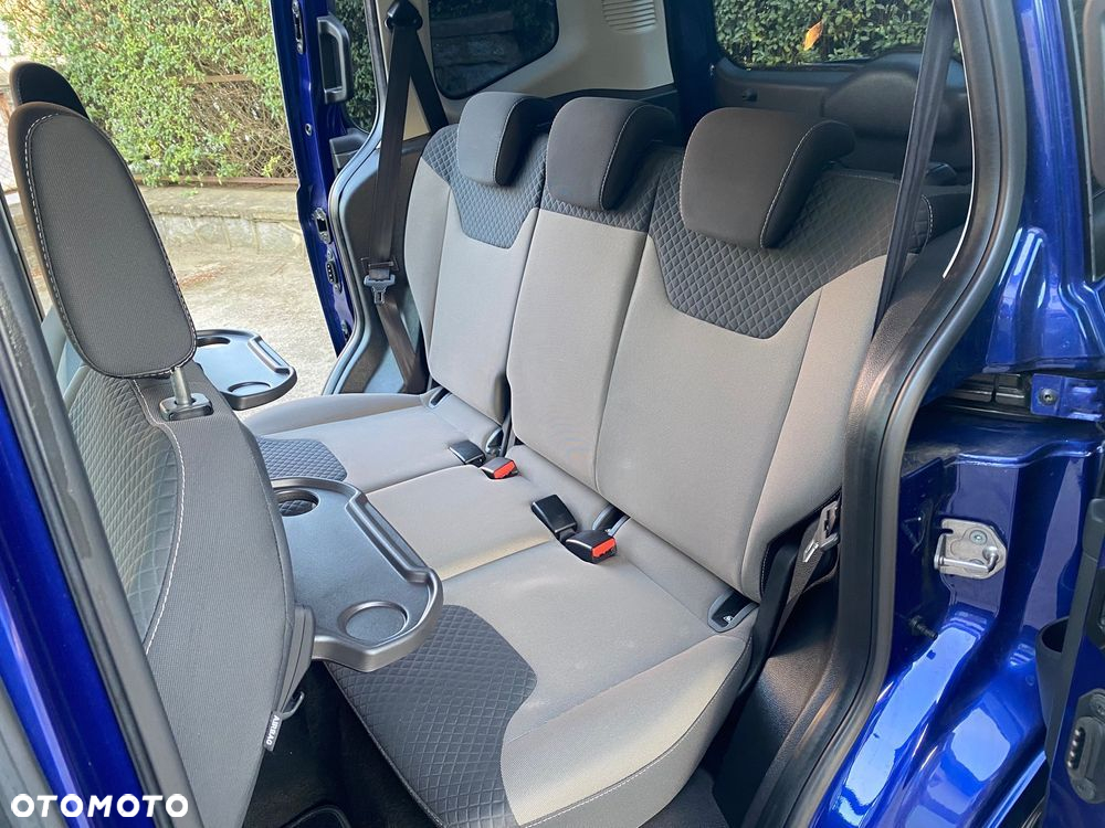 Ford Tourneo Courier 1.0 EcoBoost S&S Ambiente - 17