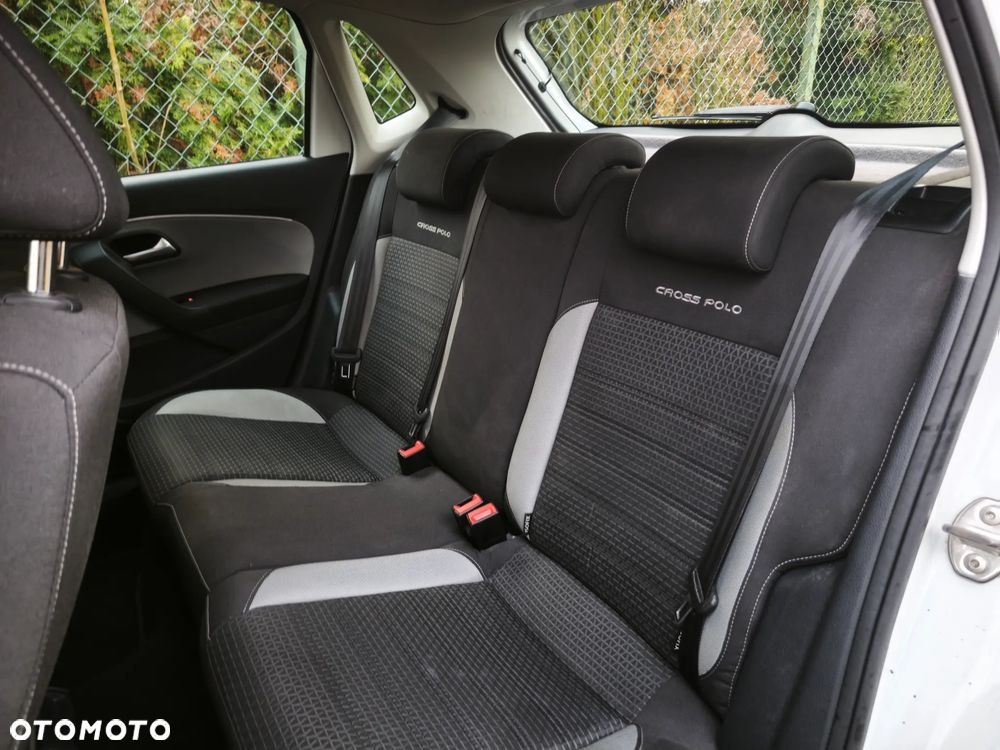 Volkswagen Polo Cross - 15