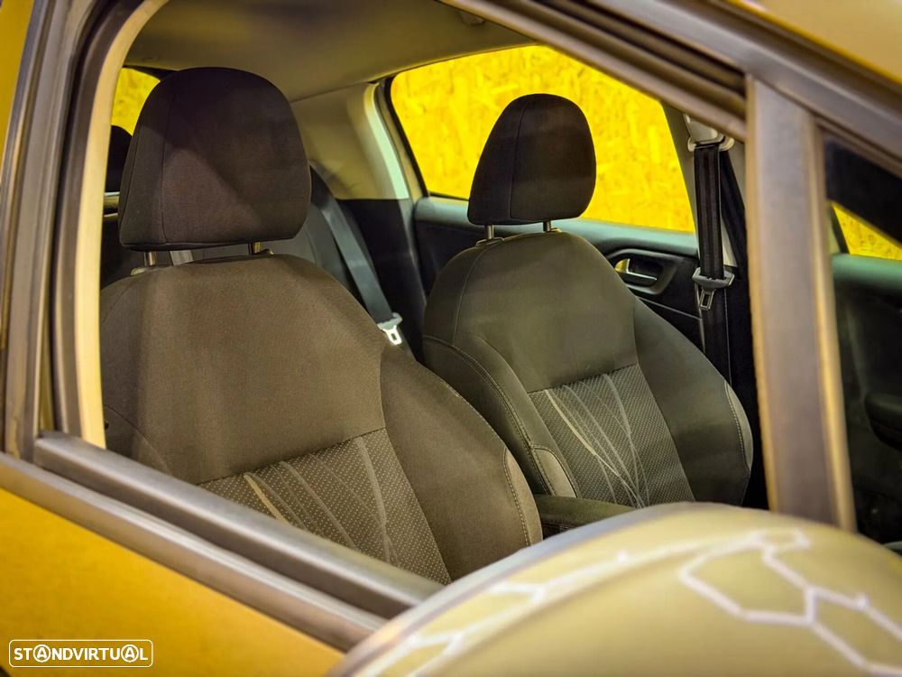 Peugeot 208 1.6 e-HDi SE Style - 15