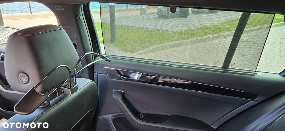 Skoda Superb 2.0 TDI SCR 4x4 L&K DSG - 6