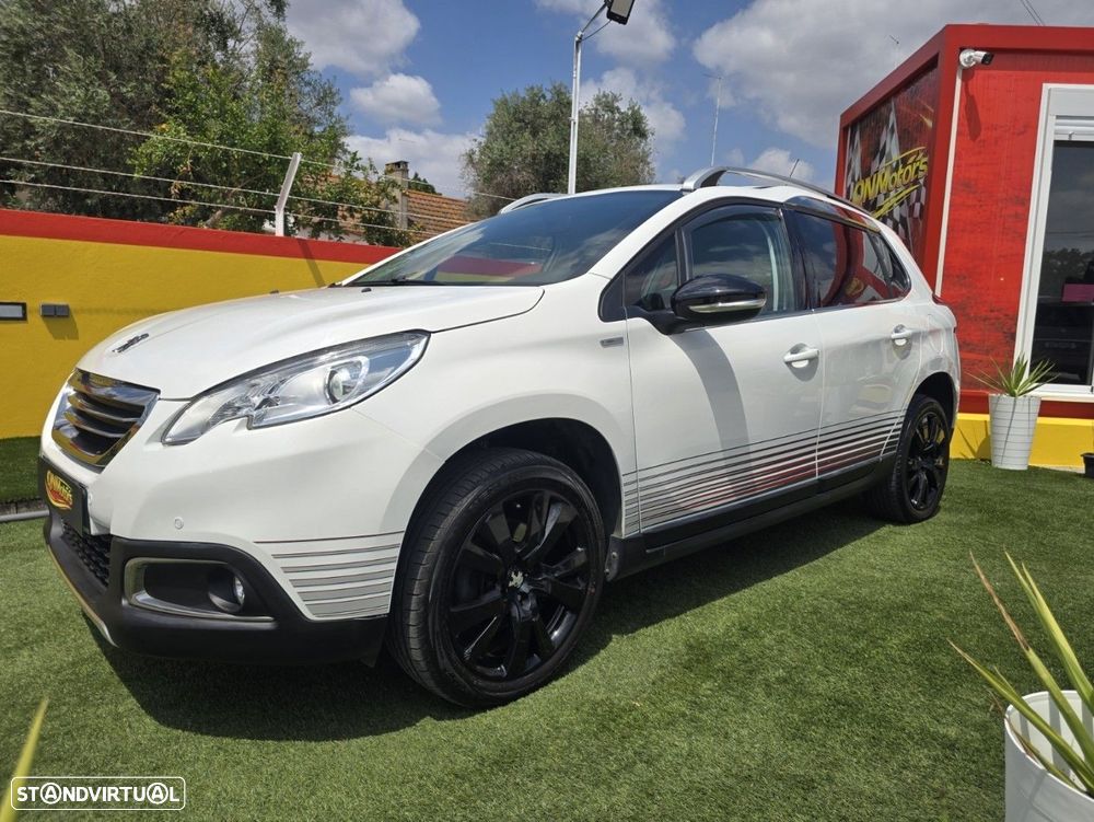Peugeot 2008 1.2 PureTech Allure - 2