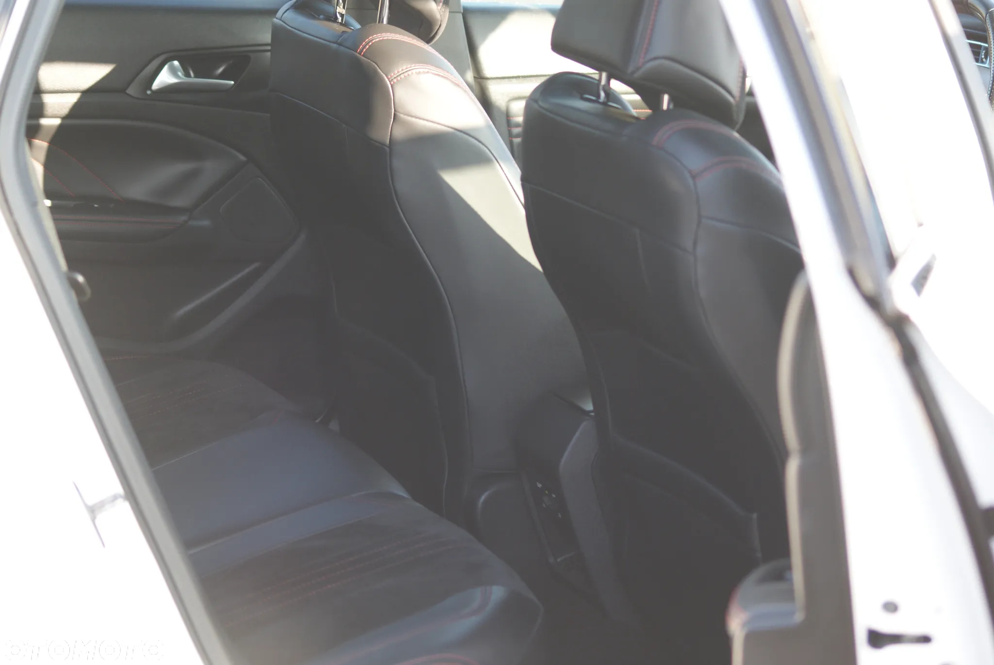 Peugeot 308 SW THP 205 GT - 11