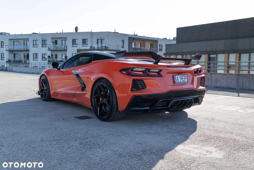 Chevrolet Corvette - 5