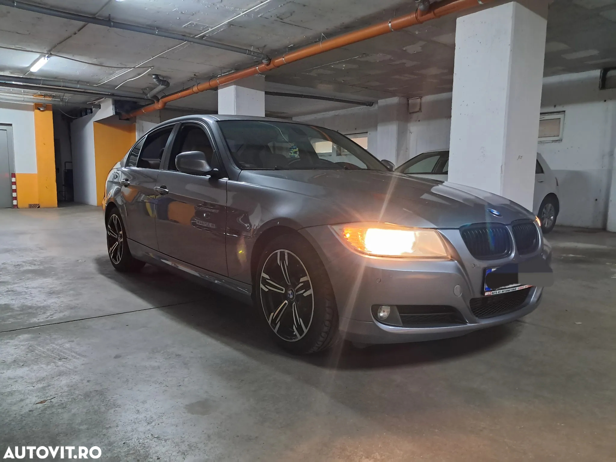 BMW Seria 3 318d - 10