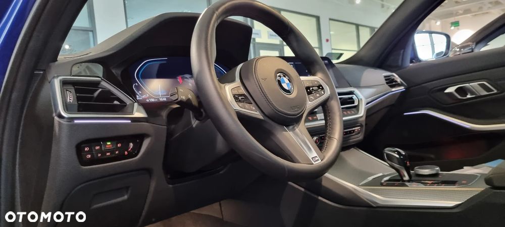 BMW Seria 3 - 22