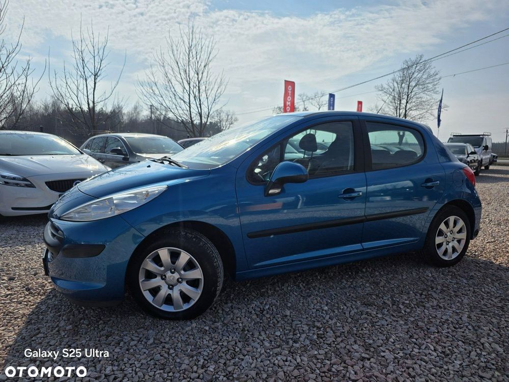 Peugeot 207 1.4 - 20