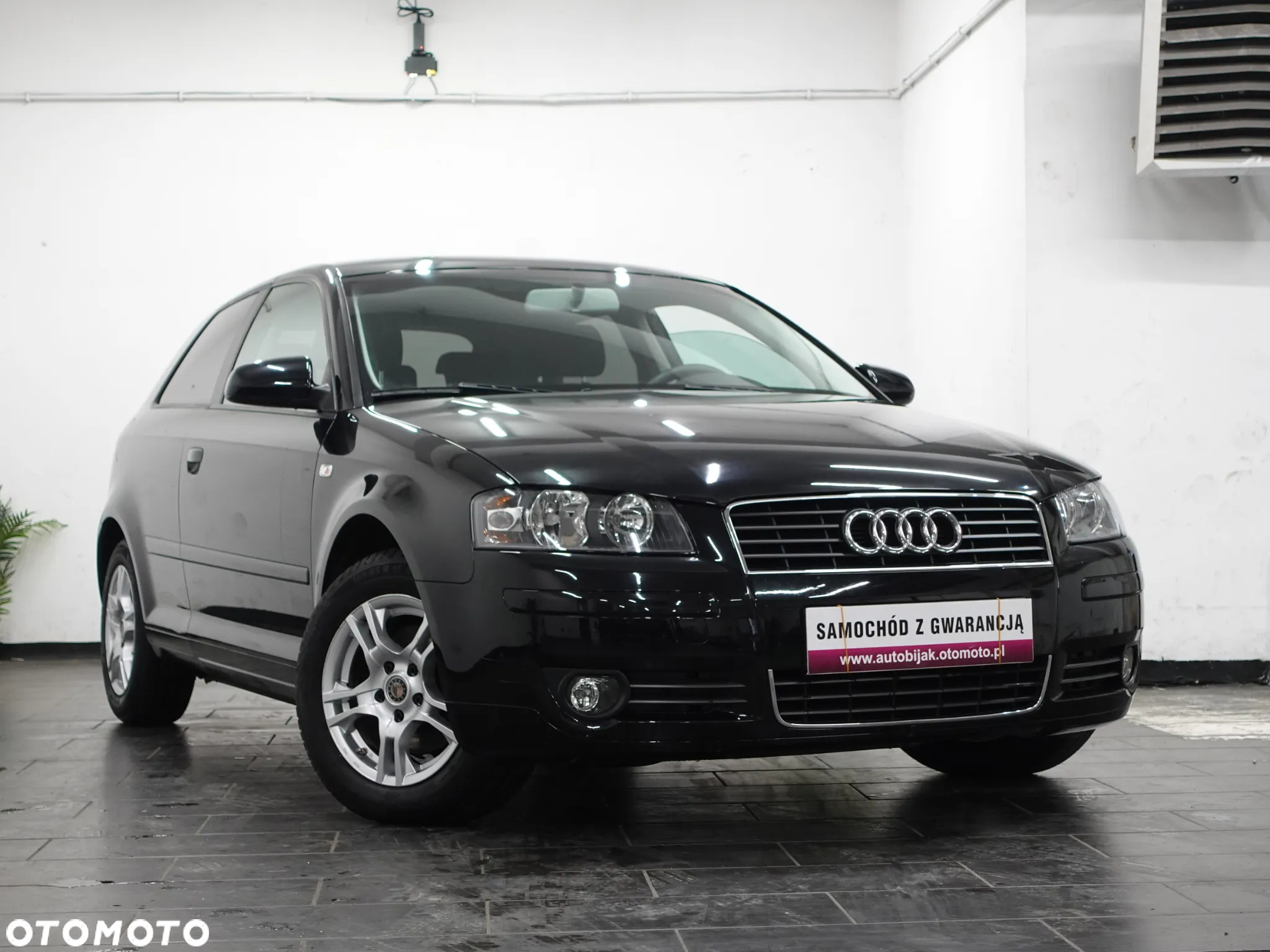 Audi A3 1.6 Ambiente - 12