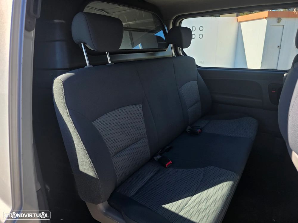 Hyundai H-1 Starex H1 2.5 CRDi - 23
