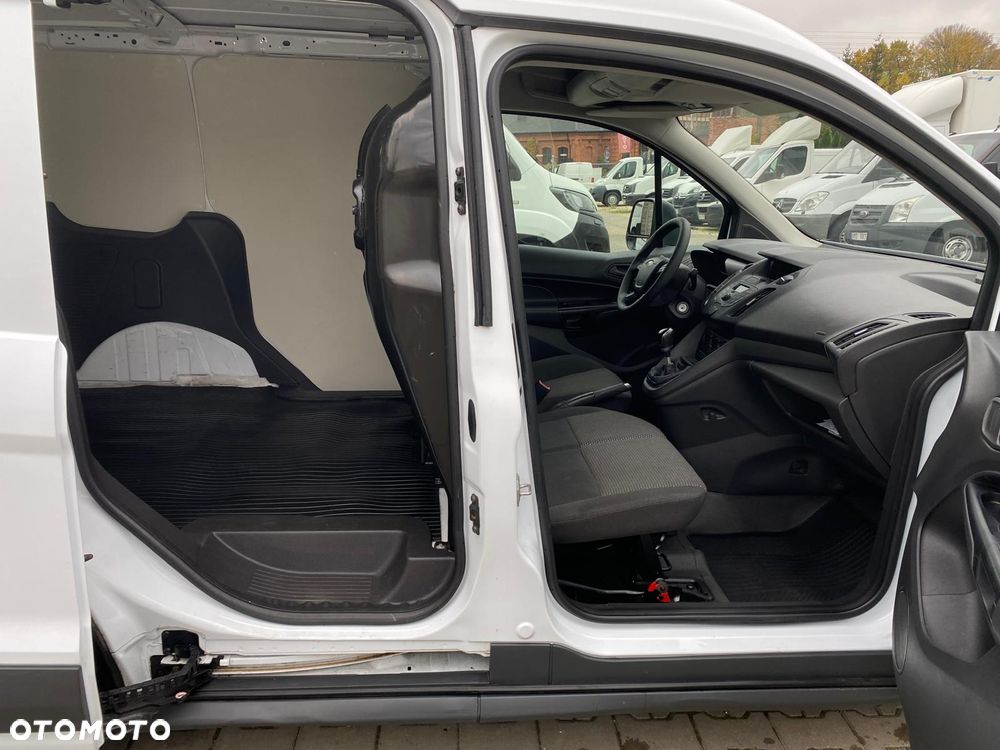 Ford CONNECT - 18