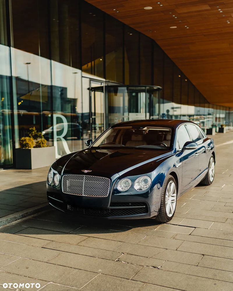 Bentley Flying Spur V8 - 14