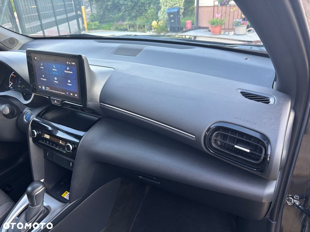Toyota Yaris Cross Hybrid 1.5 Comfort - 31