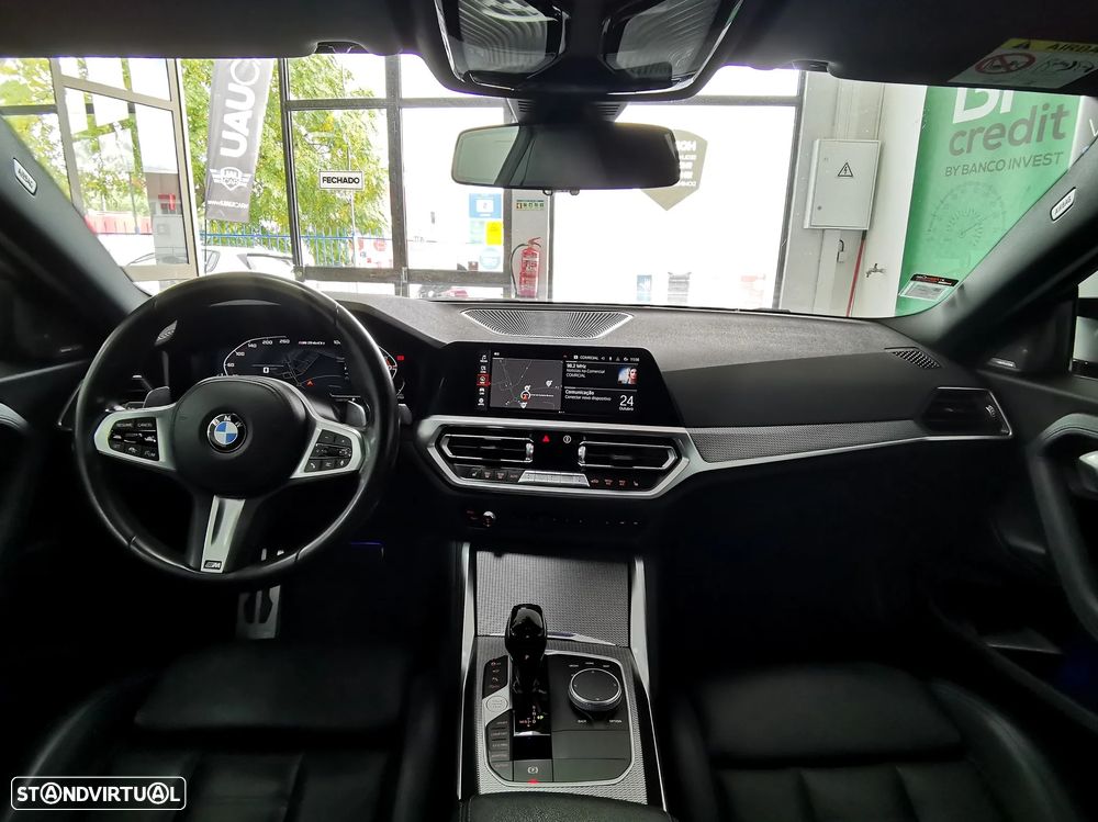 BMW M240i xDrive Auto - 13