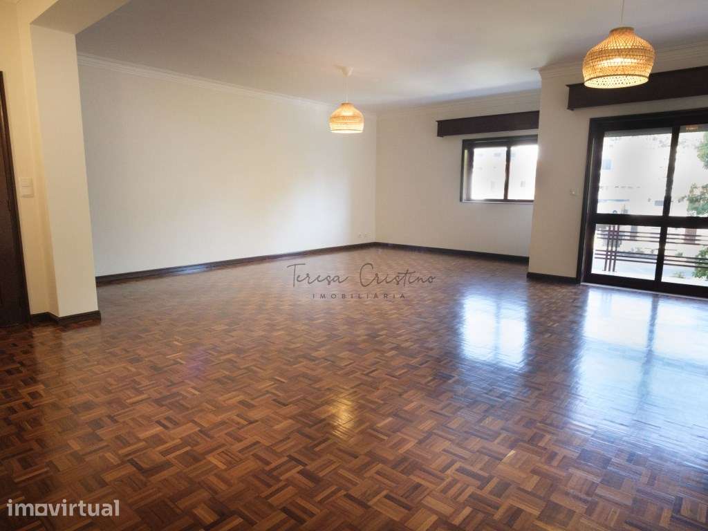 Apartamento T3 para arrendamento com garagem | Arca e Ponte de Lima - Grande imagem: 2/18