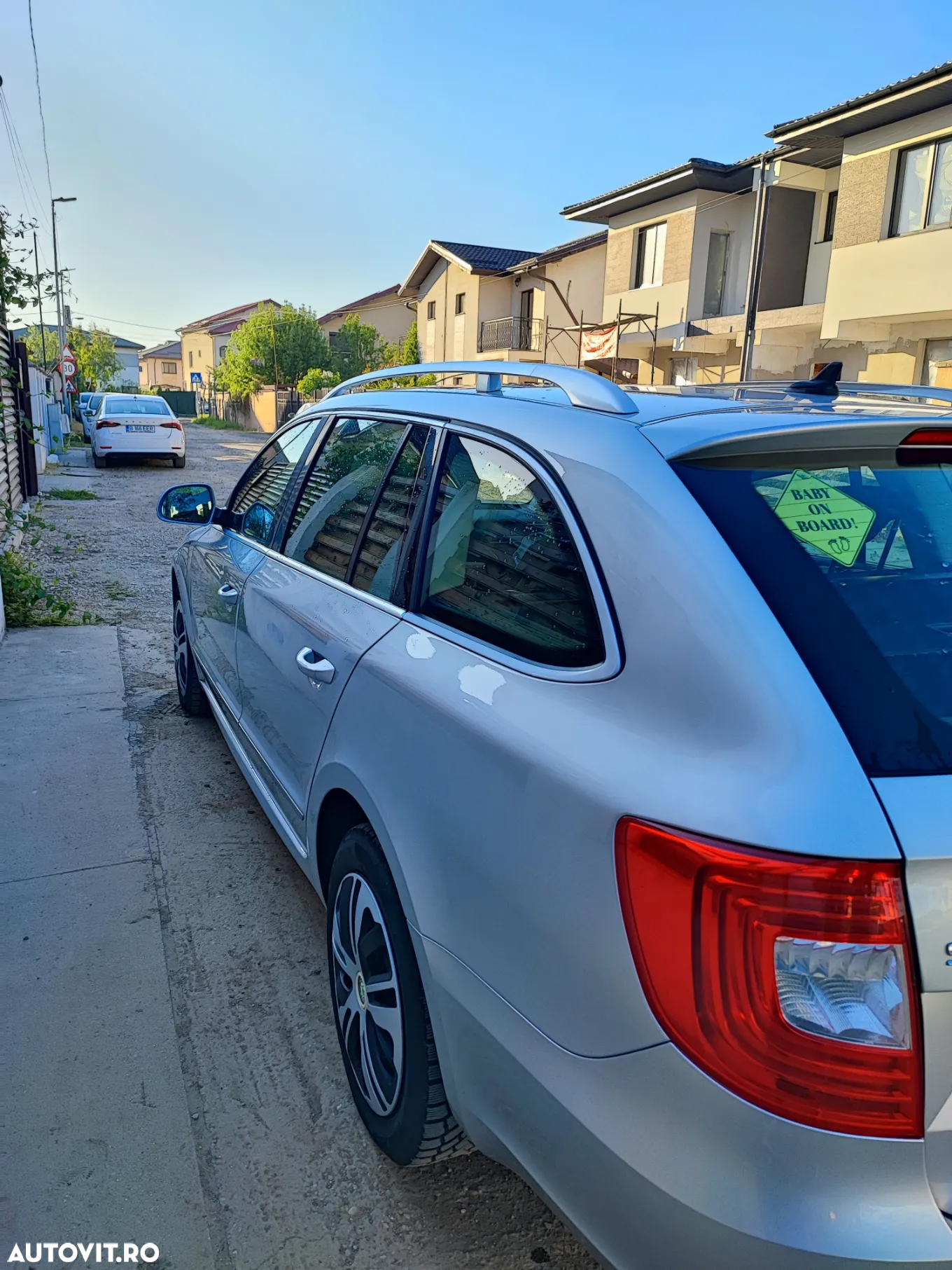 Skoda Superb Combi 2.0 TDI 4X4 Elegance - 3