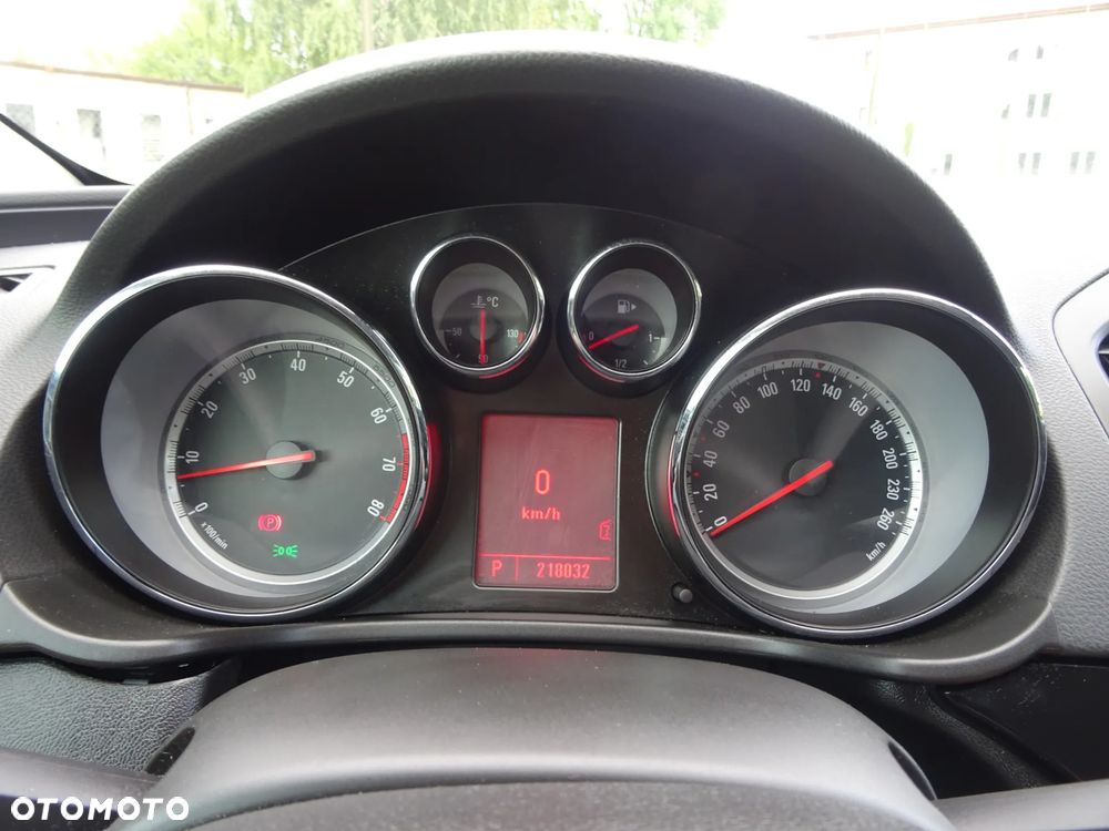 Opel Insignia 2.8 T V6 Sport 4x4 - 34