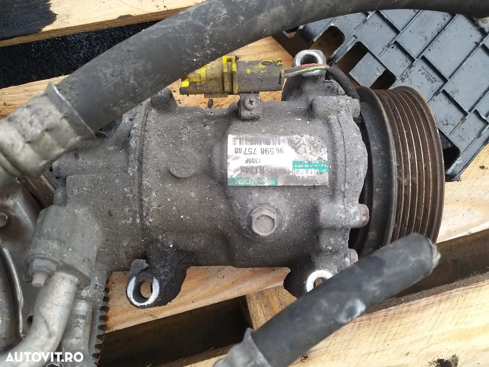 Compressor AC cod: 9659875780 pentru peugeot 207 1.6HDI - 1