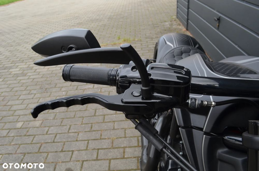 Harley-Davidson V-Rod Night Rod - 14