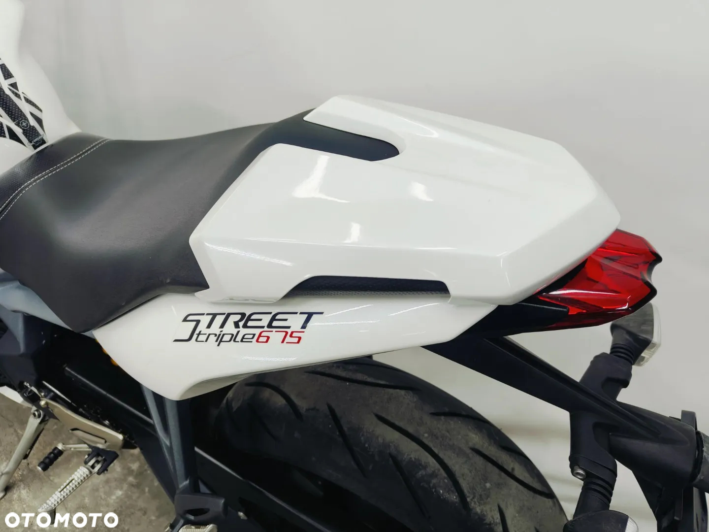 Triumph Street Triple - 25