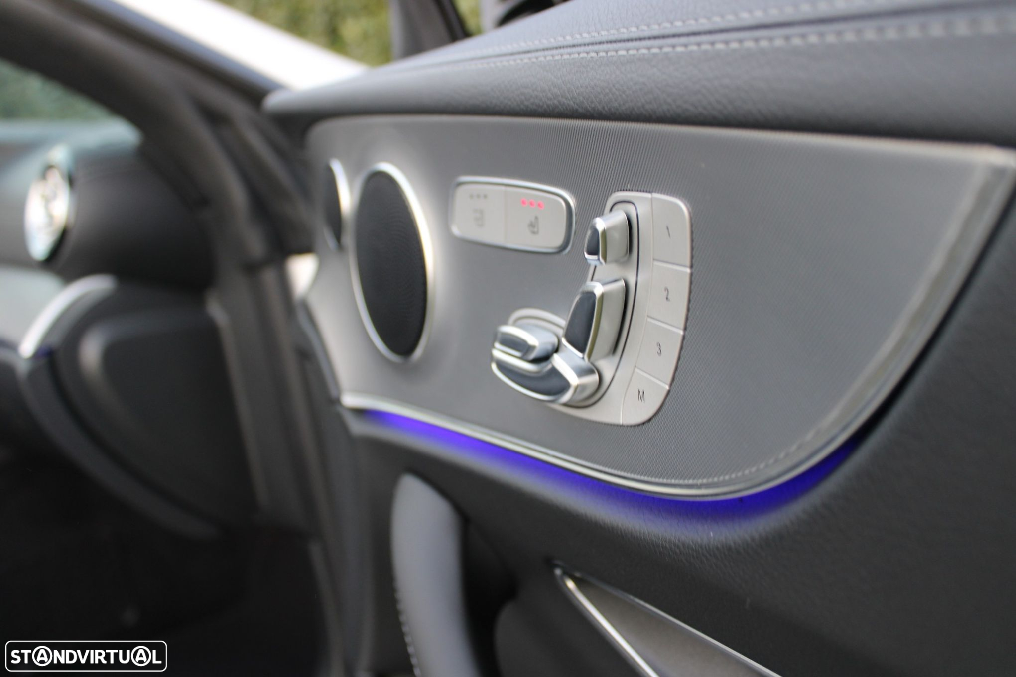 Mercedes-Benz E 220 d AMG Line - 31
