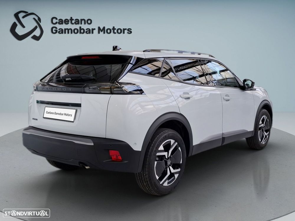 Peugeot 2008 1.2 PureTech Allure — fotografia 3
