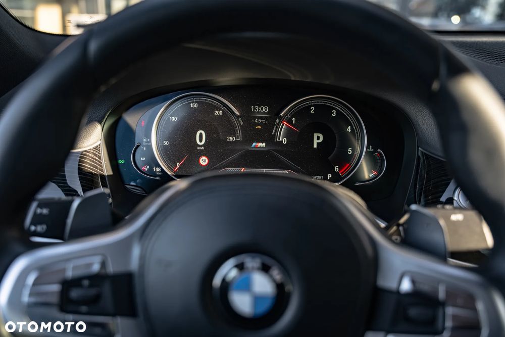 BMW Seria 7 740d xDrive sport - 27