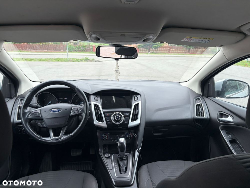 Ford Focus - 11