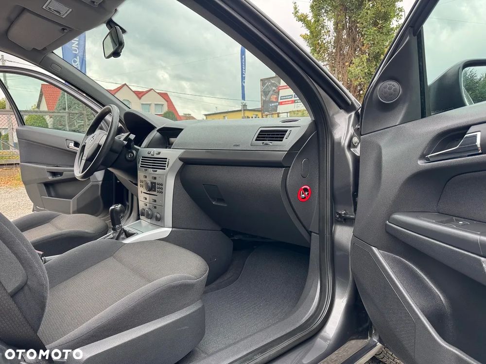 Opel Astra - 29