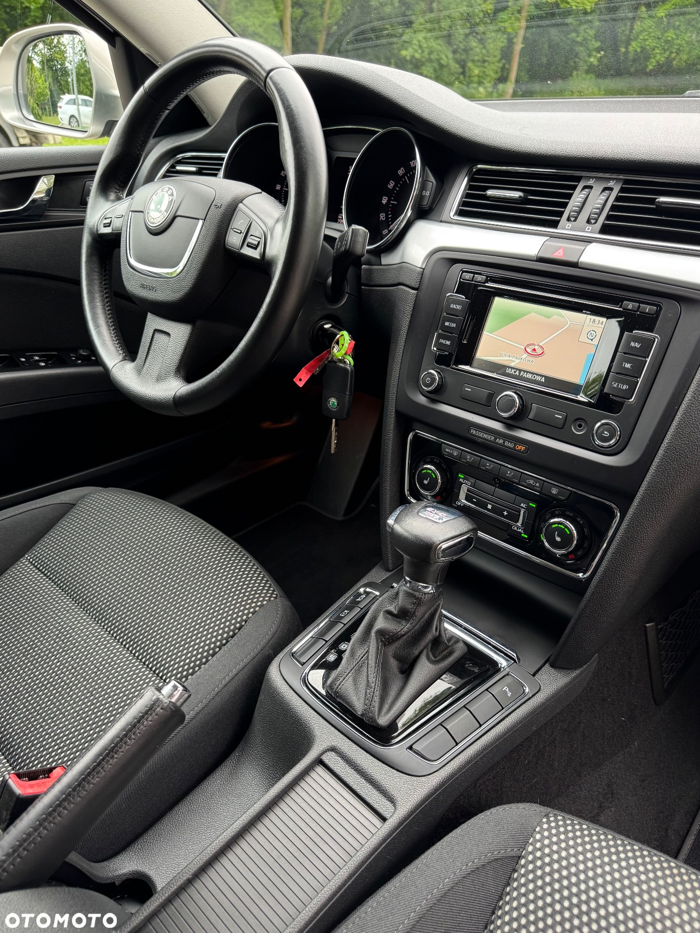 Skoda Superb 2.0 TDI Green tec 4x4 DSG Exclusive - 11