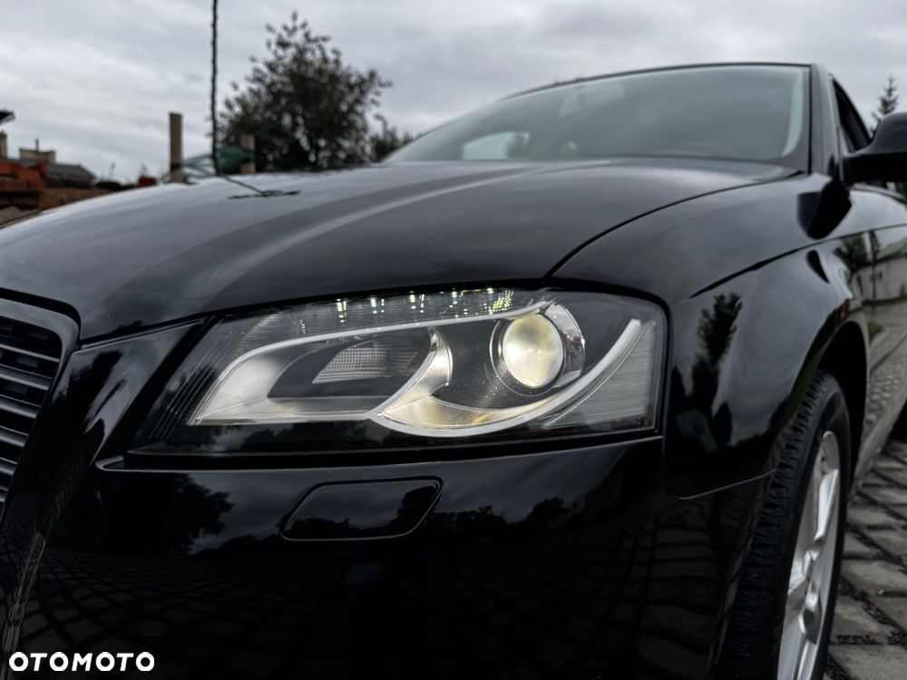 Audi A3 Sportback 1.8 TFSI Ambiente - 4