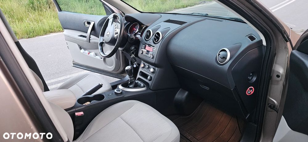 Nissan Qashqai 2.0 4x4 360 - 12