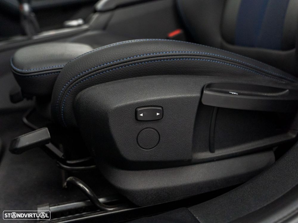 BMW 116 d Pack Desportivo M - 18